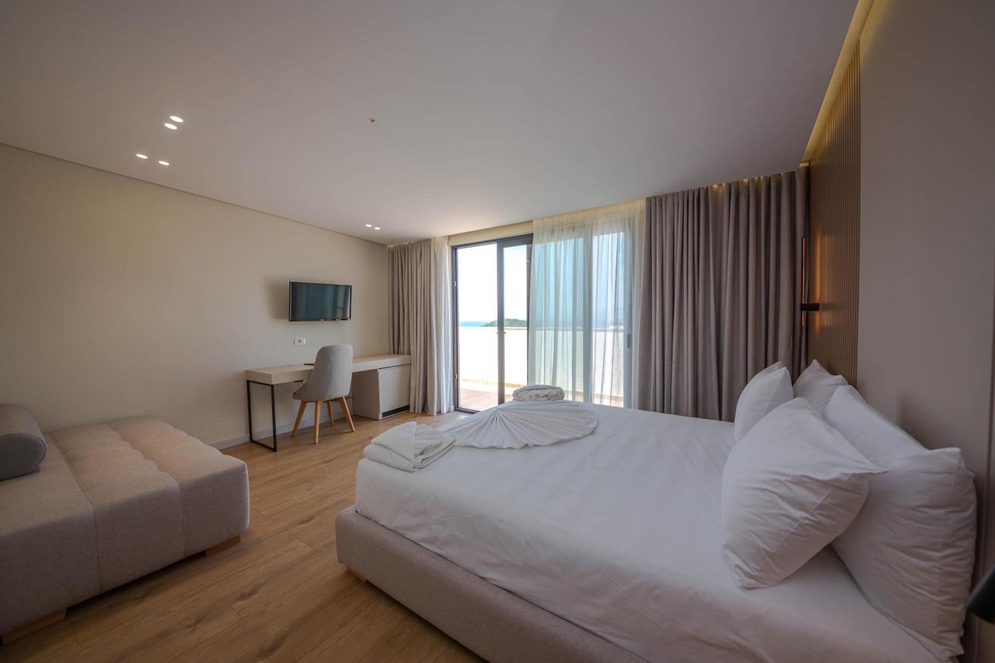 Hotel Vista Mare クサミル エクステリア 写真